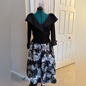 Elegant Black and White Floral Midi Dress